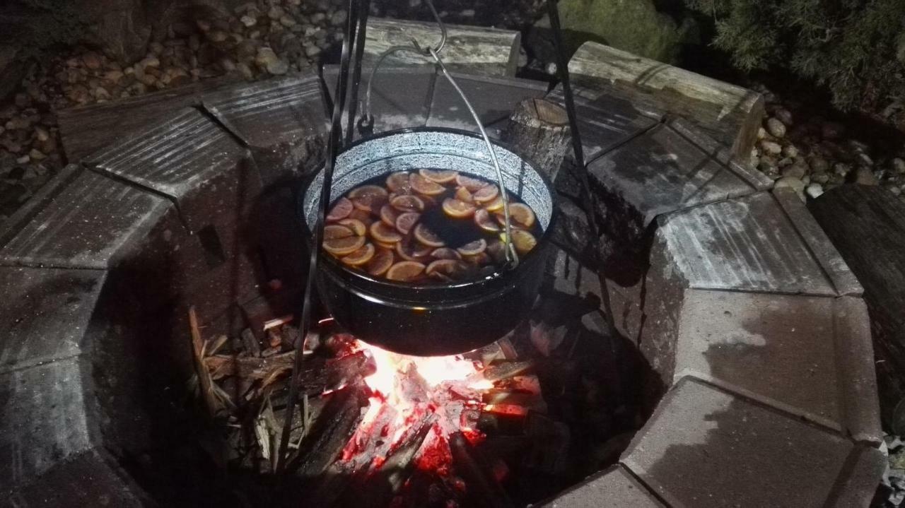 Nyirjes Vendeghaz 호텔 Balassagyarmat 외부 사진